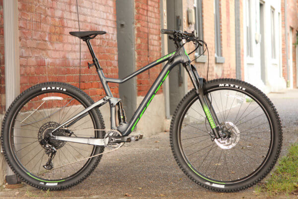 Scott scale top 945 2018